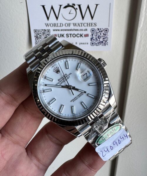Clean Datejust 41 904L SS Fluted Bezel White Dial on SS Jubilee Bracelet Clean VR3235