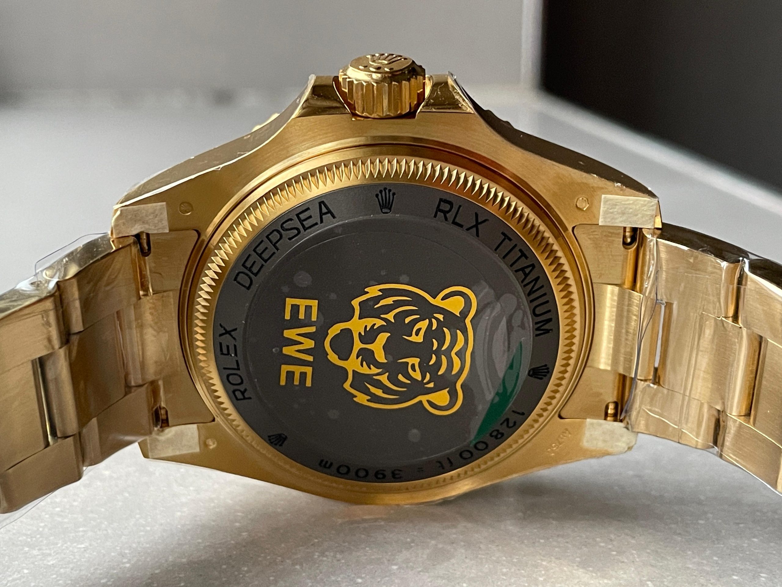 Sea-Dweller DEEPSEA 136668LB "D-BLUE" YG 3EF Best Edition Blue Dial On YG Oyster Bracelet VR3235 - Image 13