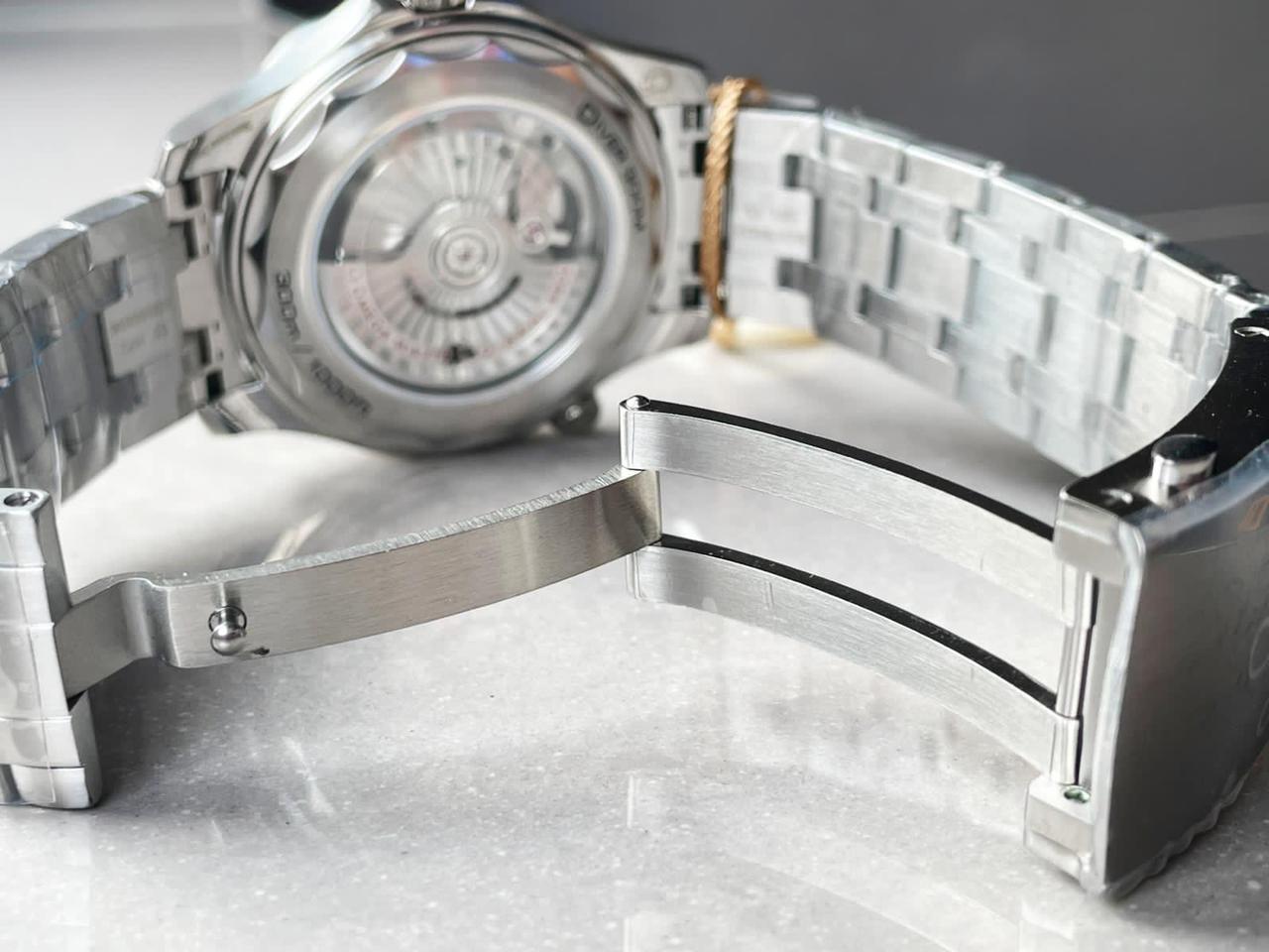 2018 Seamaster Diver 300M VSF 1:1 Best Edition Blue Ceramic Grey Dial on Silver Steel Strap A8800 V2 (Black Balance Wheel) - Image 10