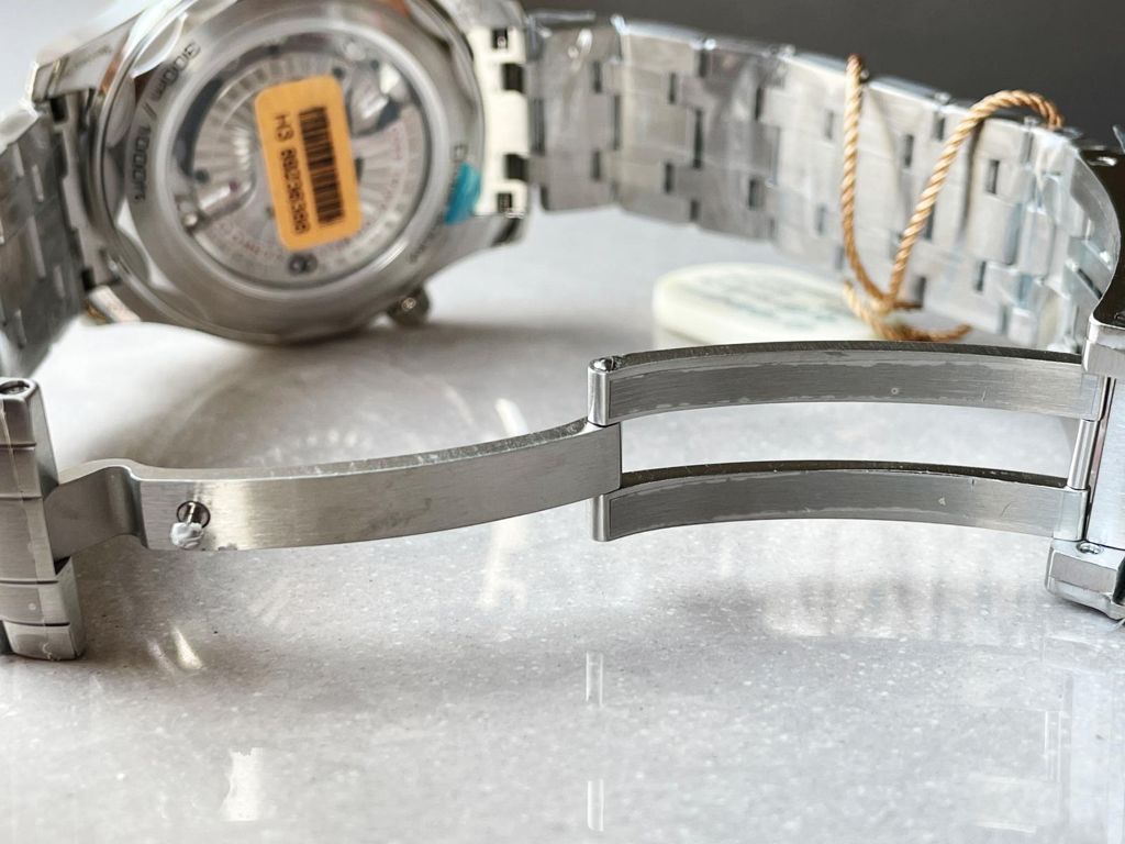 2018 Seamaster Diver 300M SS VSF 1:1 Best Edition Bezel BLACK Dial on SS Bracelet A2824 decorated to CAL.8800 - Image 11